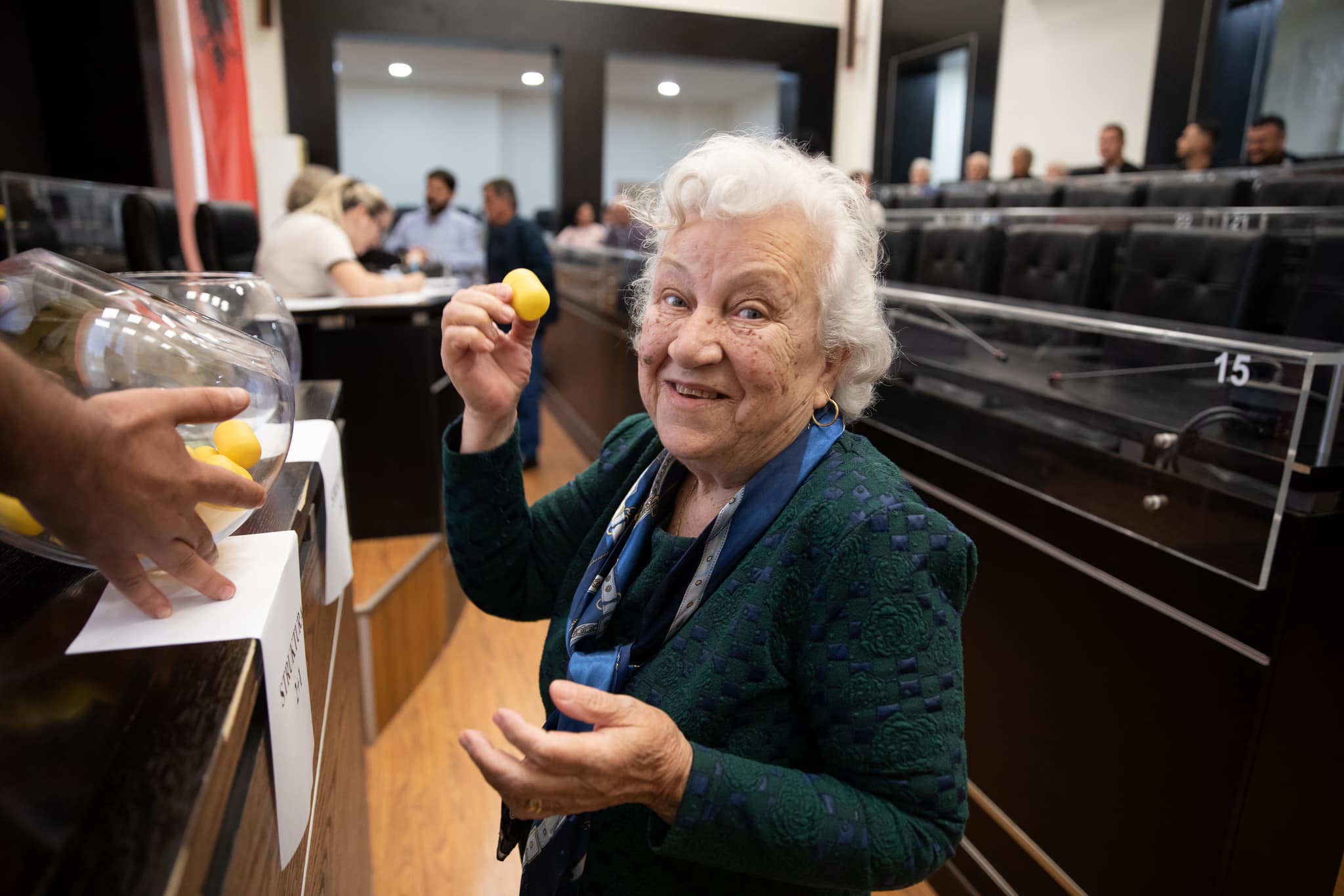 Rindërtimi/ Nëntë familje nga Manza bëhen me shtëpi të re (FOTO)
