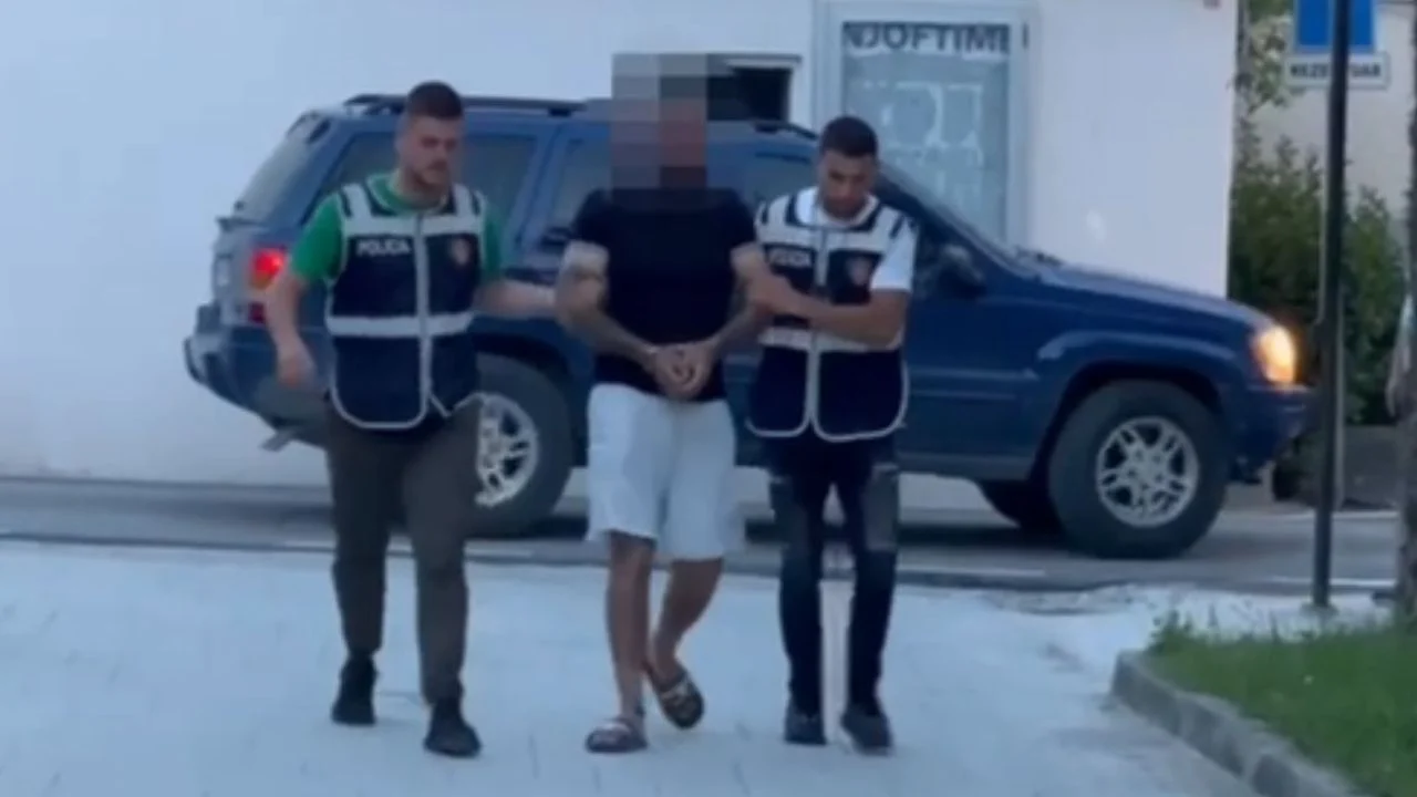 I dënuar për mashtrim, kapet në flagrancë në aksin Vlorë-Orikum 30-vjeçari