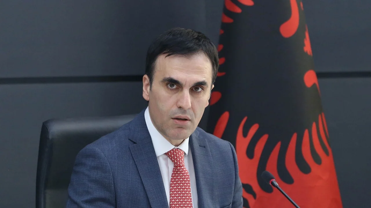 Prokurori Olsian Çela takohet me ambasadorin e BE-së në Shqipëri! Çfarë u diskutua mes tyre