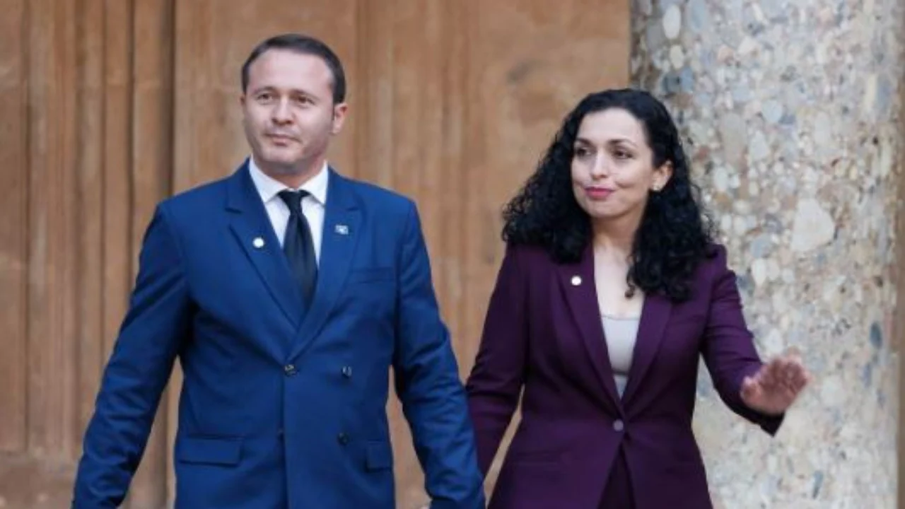 Presidentja Vjosa Osmani feston sot ditëlindjen! Bashkëshorti i saj bën urimin e veçantë me një foto familjare: Për gruan e jashtëzakonshme që…