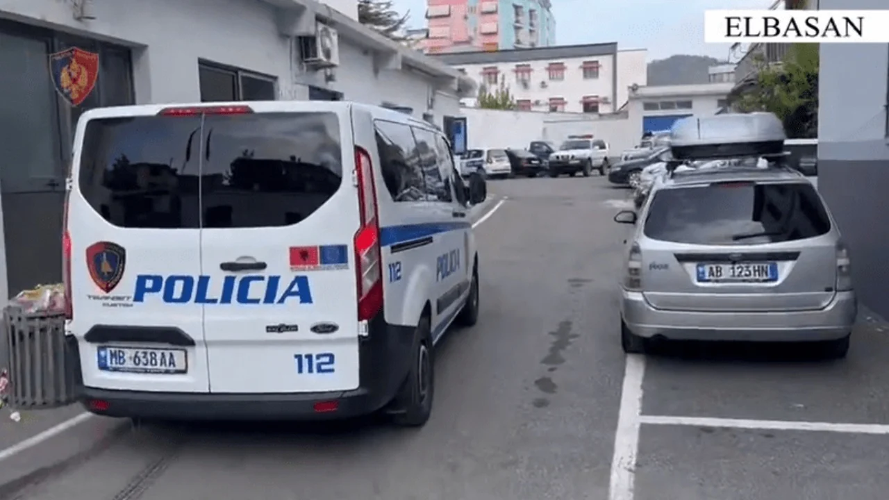 Përplasi për vdekje një të moshuar, arrestohet 28-vjeçari