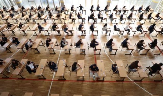 Sot provimi i tretë i Maturës Shtetërore, 28 mijë maturantë do të testohen në lëndën e Matematikës