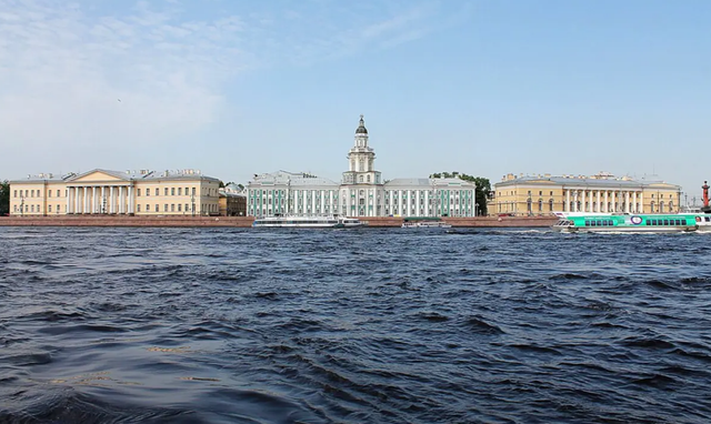 Katër studentë indianë mbyten në një lumë në Rusi