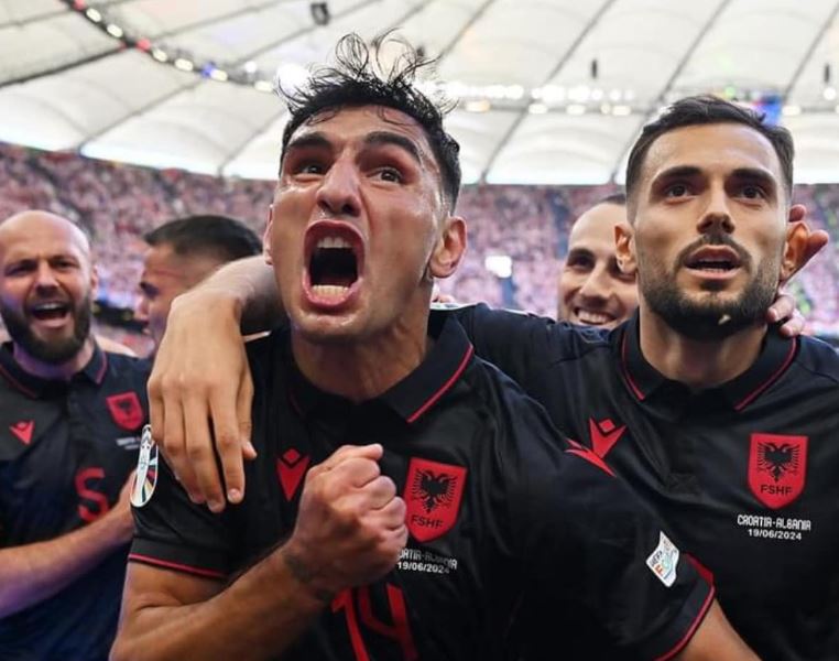 Shqipëria barazoi 2-2 ndaj Kroacisë, reagon Rama: Kokën lart! Përpjekje deri në fund për të bërë më të mirën