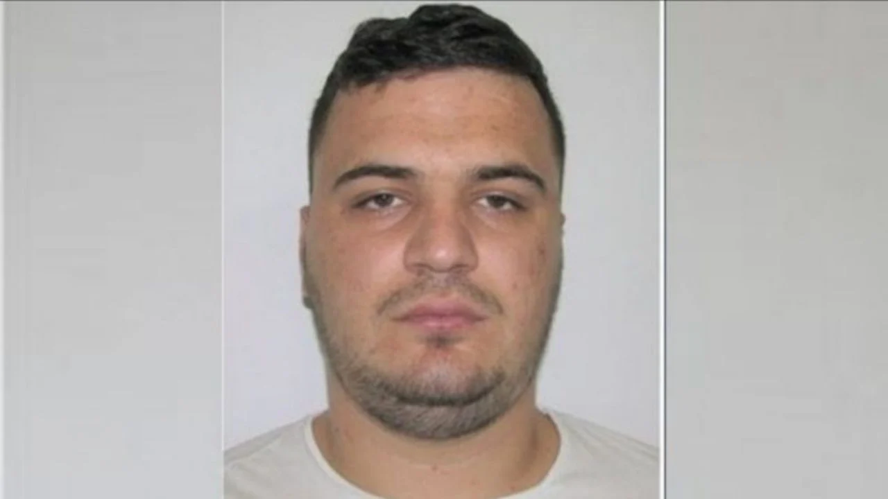 I dënuar me burgim të përjetshëm për disa vrasje, Laert Haxhiu ekstradohet në Shqipëri