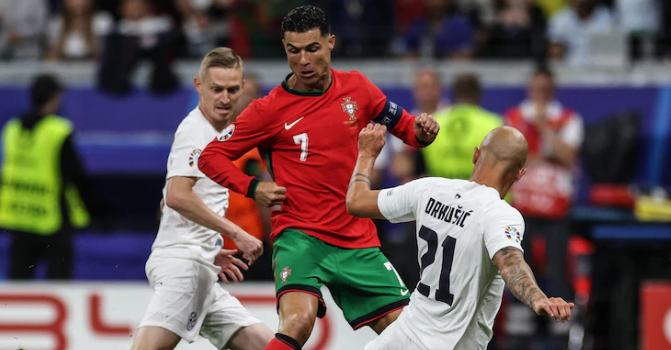 Euro 2024/ Portugali-Slloveni, mbyllet pa gola pjesa e parë