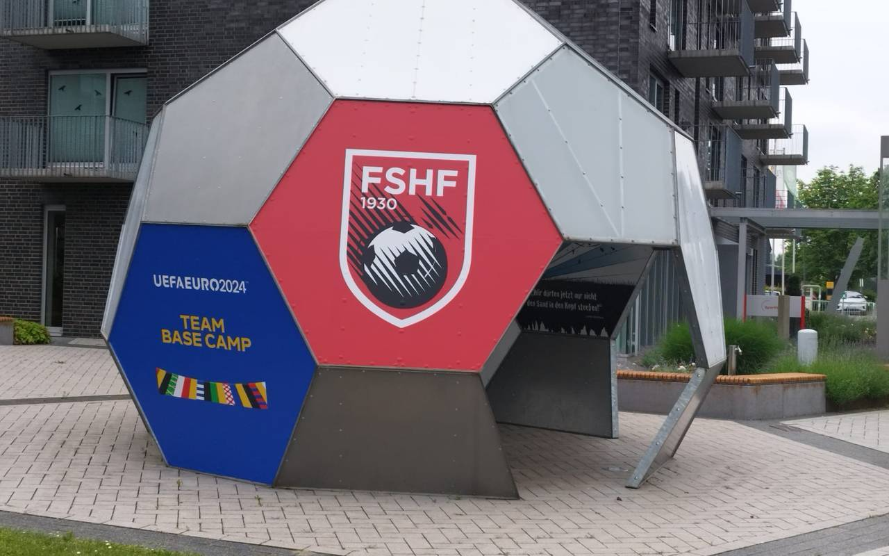 Një skandal prek kombëtaren, një person i stafit është akuzuar për sulm seksual ndaj 18-vjeçaren