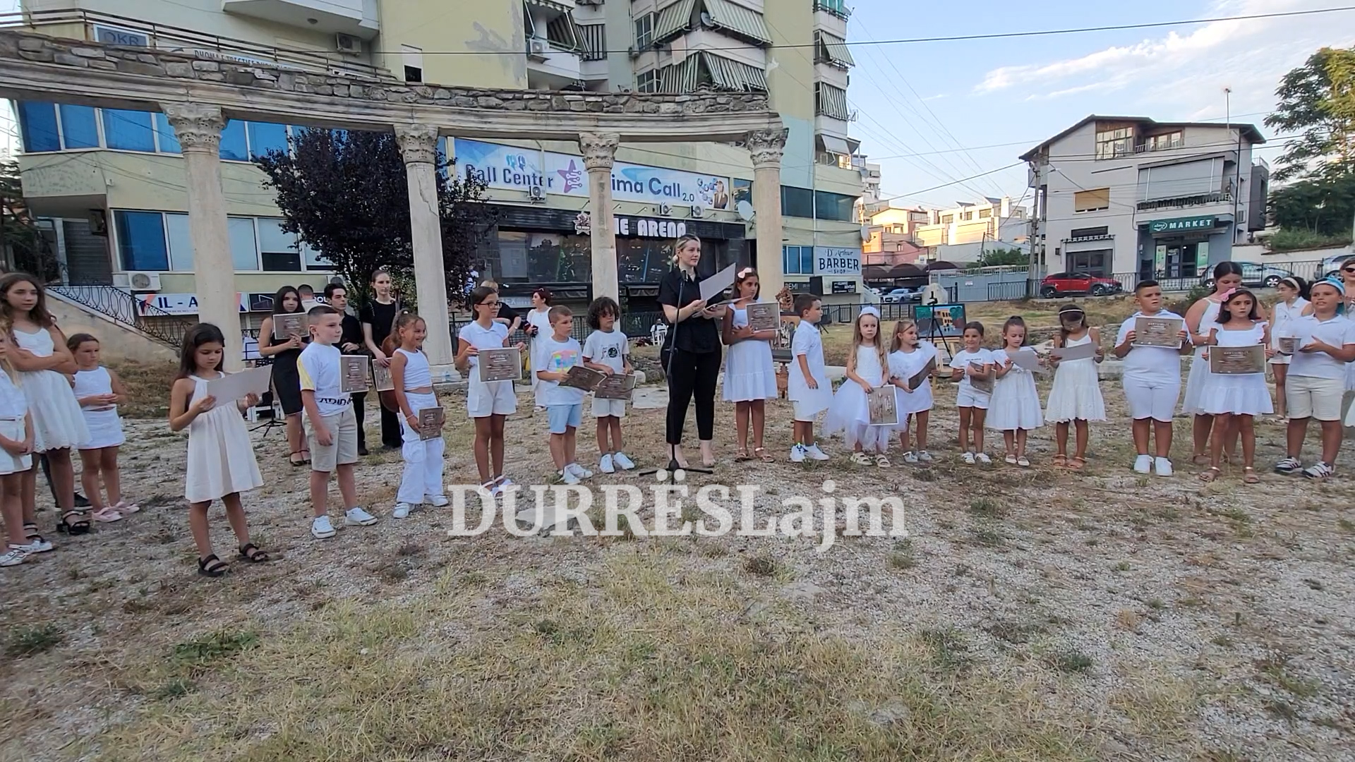 Ekspozita &#8220;Qyteti im&#8221; rijetëzon Forumin Bizantin të Durrësit (VIDEO)