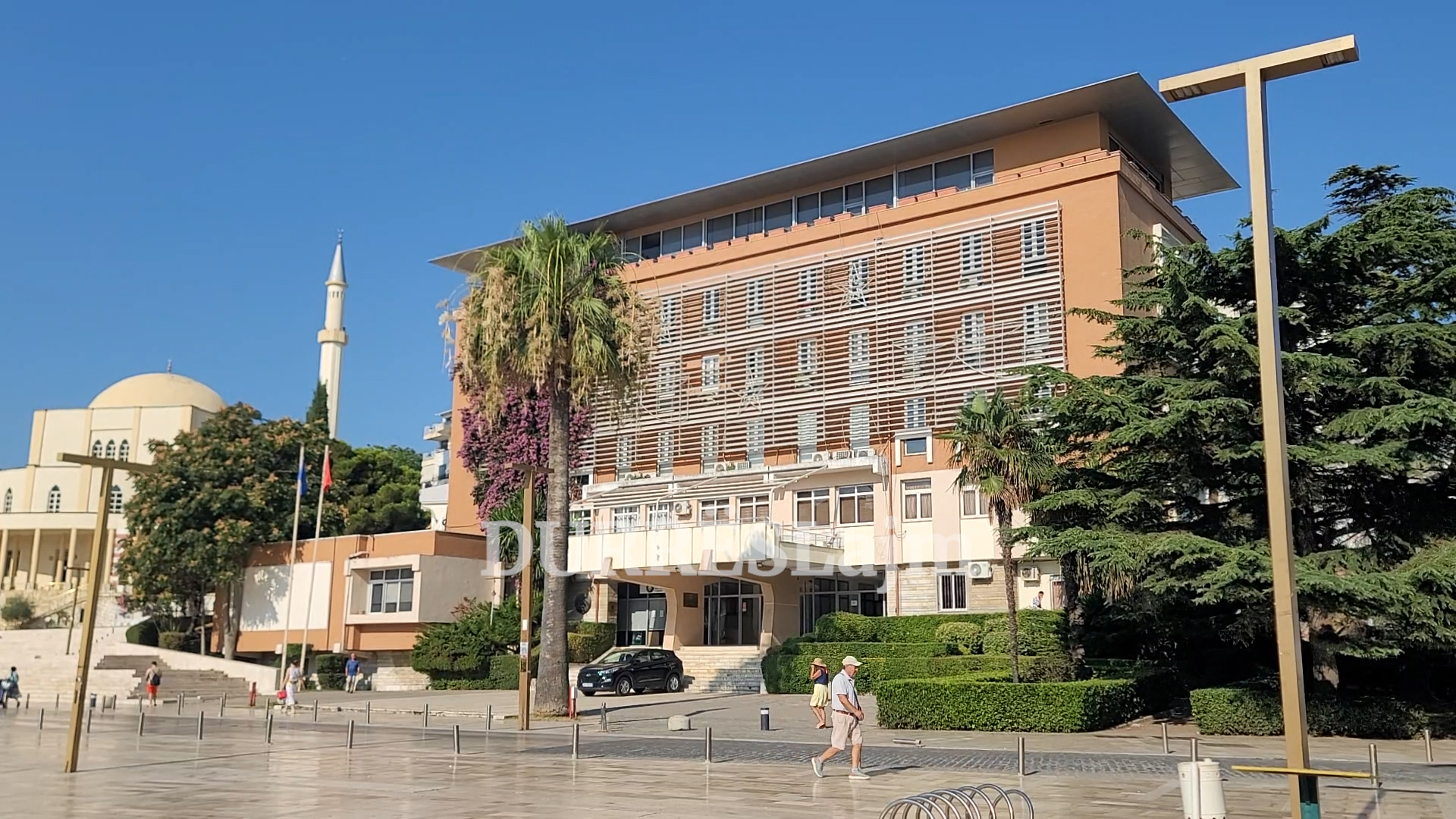 Task Forca Ndërinstitucionale në Durrës liston arritjet e sezonit turistik, por a janë vërtet arritje?! (VIDEO)