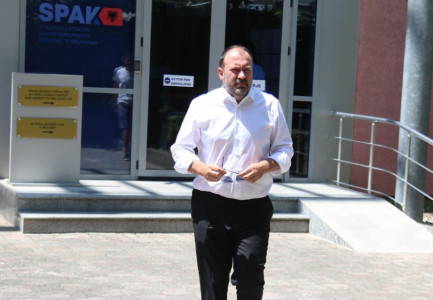 Arbjan Mazniku del pas 3 orësh nga SPAK, ja çfarë deklaroi ministri 