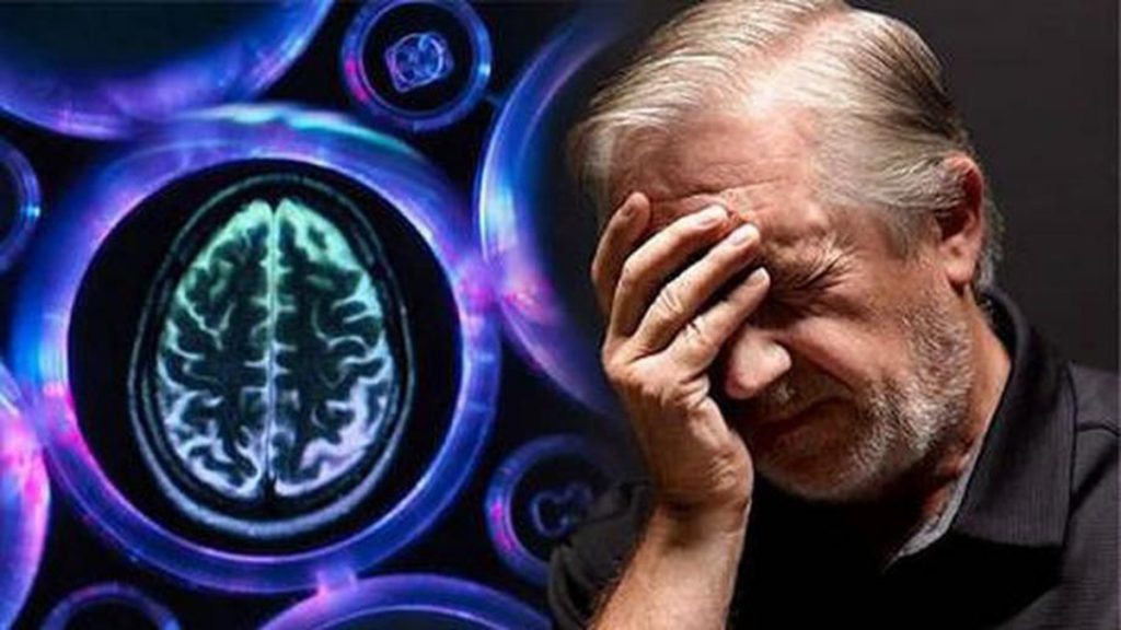 Rrisin rrezikun e sklerozës, zbuloni efektet e mendimeve negative tek truri