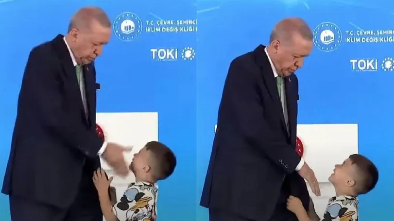 VIDEO/ I mituri nuk i puthi dorën, Erdogan godet me shuplakë një djalë të vogël. Pamjet bëjnë xhiron e rrjetit