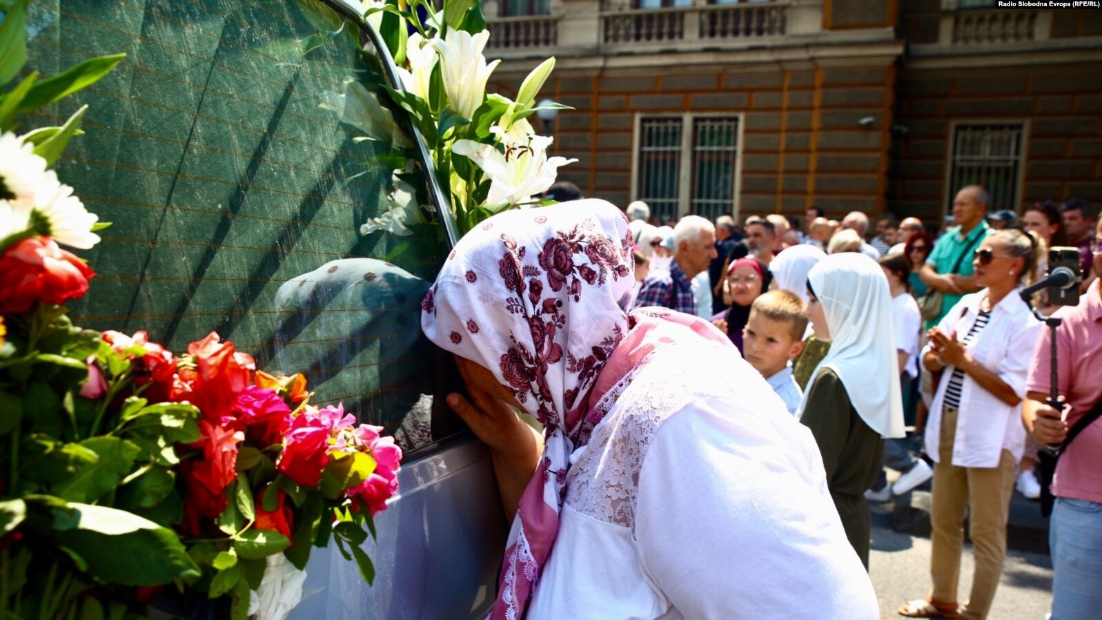 Qeveria e Kosovës shpall 11 korrikun ditë përkujtimore të gjenocidit në Srebrenicë
