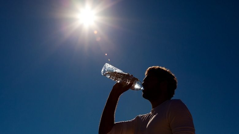 Temperaturat deri në 37 gradë C, parashikimi i motit për të dielën