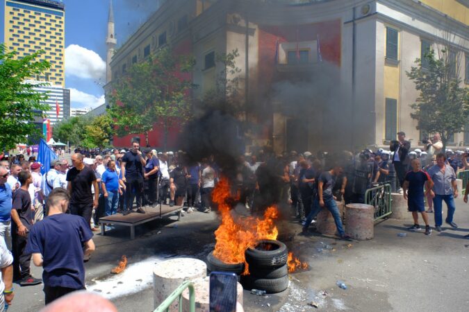 Protesta e opozitës para Bashkisë së Tiranës, Policia publikon planin e masave, ja rrugët që bllokohen