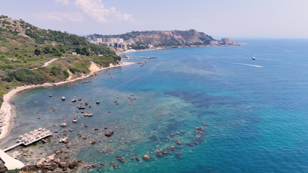 Tranquility and natural landscape, in Porto Romano are some of the most beautiful beaches of Durrës (VIDEO)