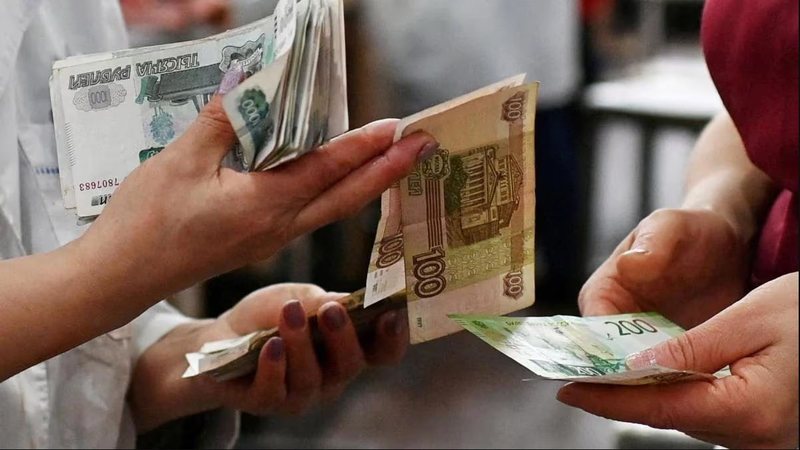 Rusia dhe India, drejt një mekanizmi të ri për të anashkaluar dollarin