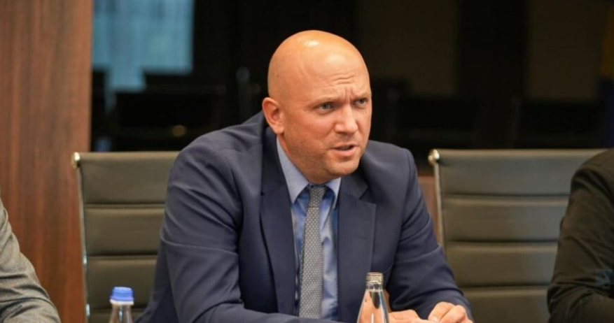 I dërguari i Gjermanisë për Ballkanin Perëndimor: Duhen kompromise të vështira nga Kosova e Serbia për rrugën drejt BE