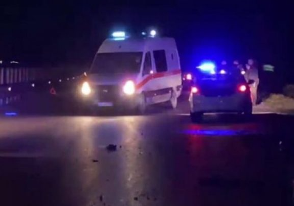 Aksident me 3 të plagosur në Durrës, arrestohet 31-vjeçari, pranga edhe dy shoferëve të tjerë