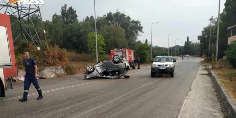 Makina përplaset me shtyllën, humb jetën shqiptarja