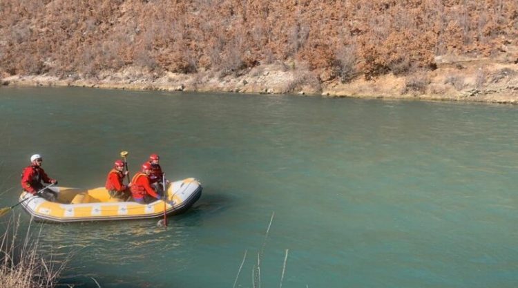 Hyri për t’u larë në ujë-mbledhësin e centralit, mbytet 16-vjeçari