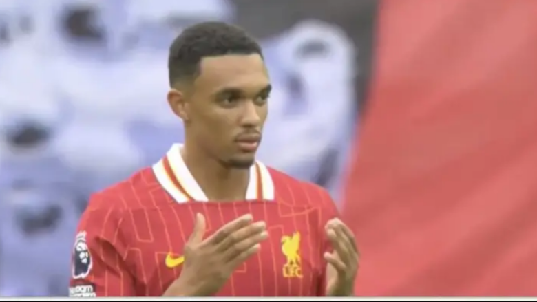 Tifozët të habitur nga gjesti i Trent para ndeshjes me Brentfordin: “A është ai mysliman?”