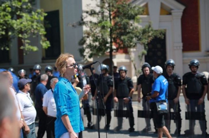 Protesta e opozitës, Zhulali: Erion Veliaj nuk mund të amnistohet për krimet e tmerrshme që po i bën këtij qyteti