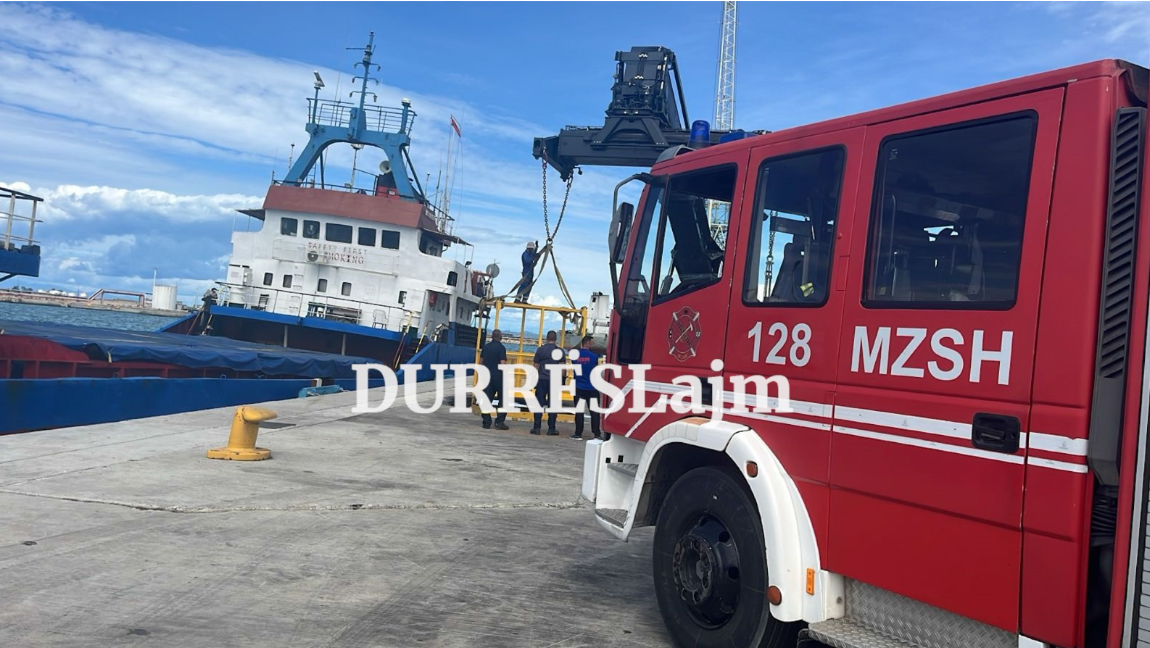 Policia për ngjarjen në Porto Romano: 22-vjeçari ra nga shkallët e anijes dhe humbi jetën