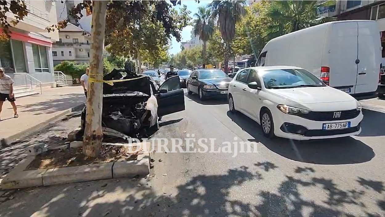 Digjet një automjet në zonën e Plazhit, ja çfarë dyshon policia e Durrësit (VIDEO)