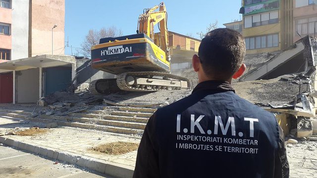 GJKKO liron ish-shefin e IKMT-së Sarandë dhe punonjësin e Zyrës së Urbanistikës