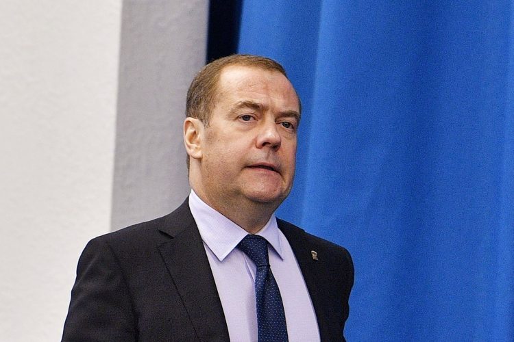 Ukraina kërcënon përdorimin e raketave me rreze të gjatë kundër Rusisë, Medvedev: Përgjigja ndaj Kievit do të jetë e shëmtuar 