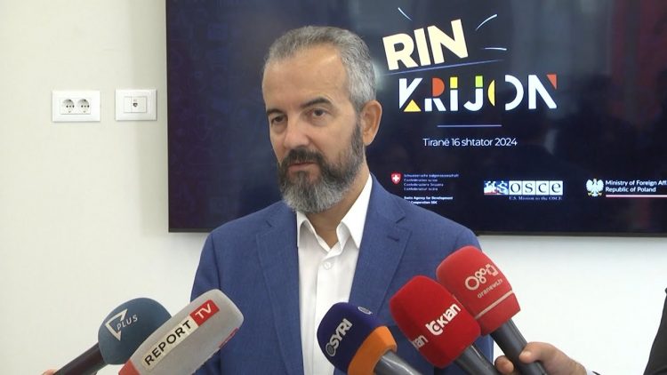 Celibashi: Nuk ka kohë për votim elektronik në 6 qarqe