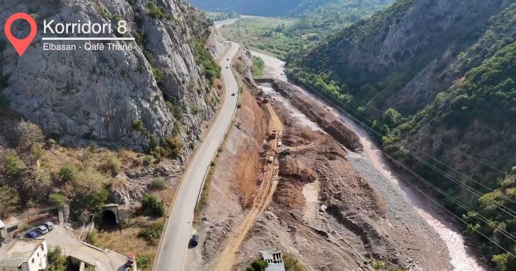 VIDEO/ Rama publikon pamjet nga Korridori VIII, kryeministri: Po punohet në disa lote paralelisht, avancohet çdo ditë