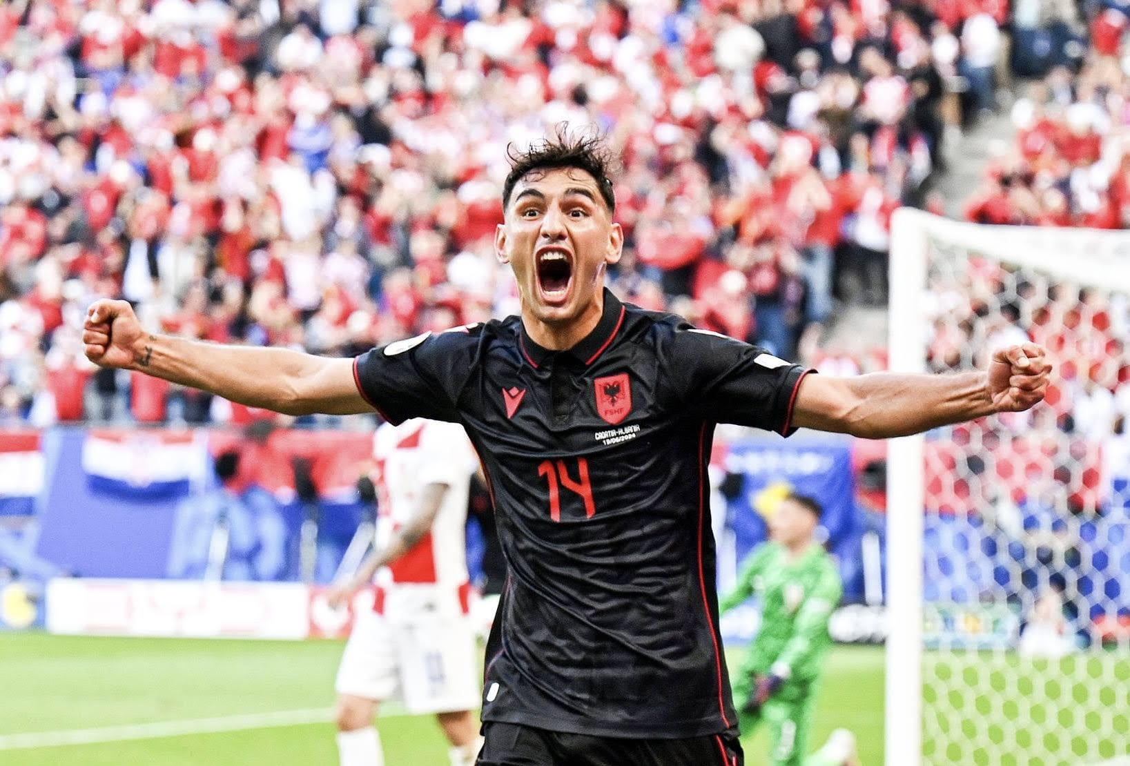 Autori i golit në Europian, Laçi: Kënaqësi unike të luaj në Pragë, Ukraina e fortë