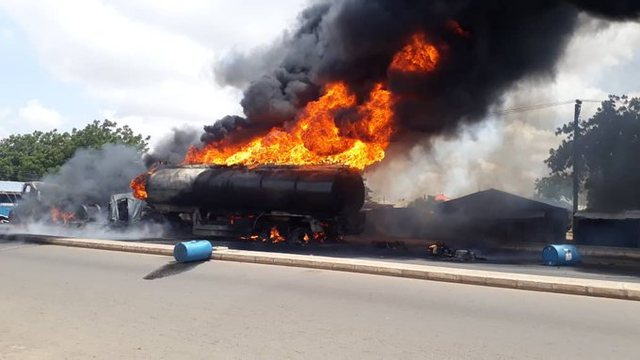 Shpërthen cisterna me karburant, humbin jetën 147 persona në Nigeri