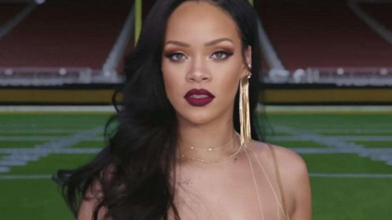 Rihanna do të blejë një skuadër futbolli?