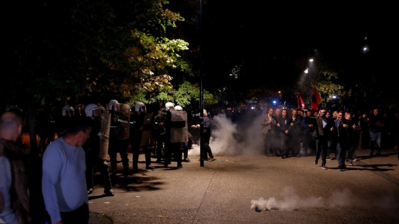 Synohet të bllokohet i gjithë vendi/ Zbardhen detaje nga plani i opozitës për protestën e 29 tetorit