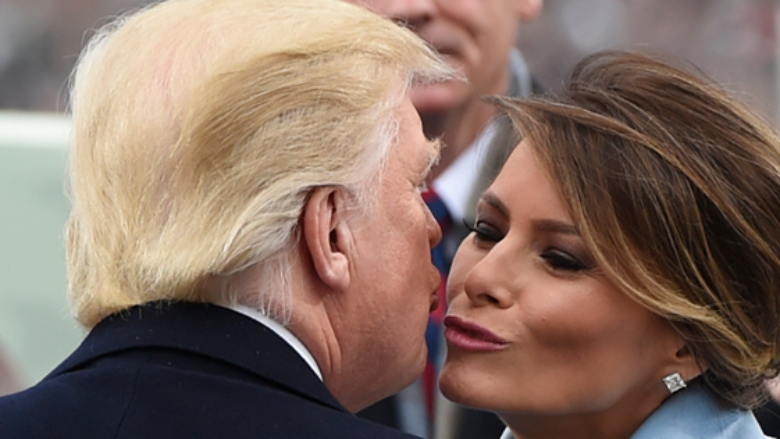 Melania flet për takimin e parë me Trump: Ishte në takim me një grua tjetër, kur më kërkoi numrin