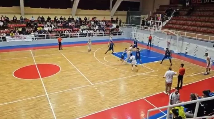 Basketboll Meshkuj/ Teuta mund Vllazninë në Shkodër