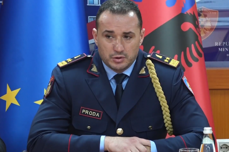 Drejtori i Përgjithshëm i Policisë bën ndryshimet e para në radhët e uniformave blu 