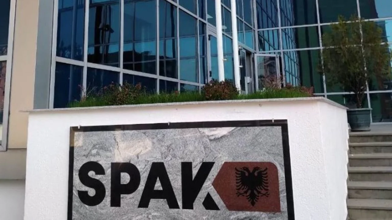 I akuzuar nga SPAK për pastrim parash të grupit “Çopja”, arrestohet në Itali 35-vjeçari