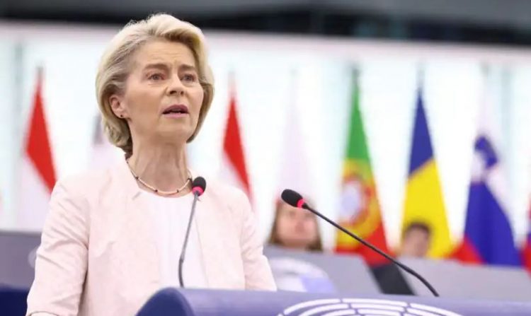 Von der Leyen e hapur për modelin e azilit Meloni 