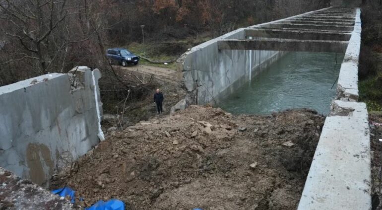 Sulmi në Zubin Potok, qeveria e Kosovës: Sigurohet furnizimi i rregullt me energji