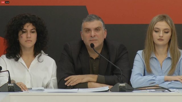 Blushi: Takime derë më derë për të prezantuar programin me 5 Prioritetet për 4 milion shqiptarë plus