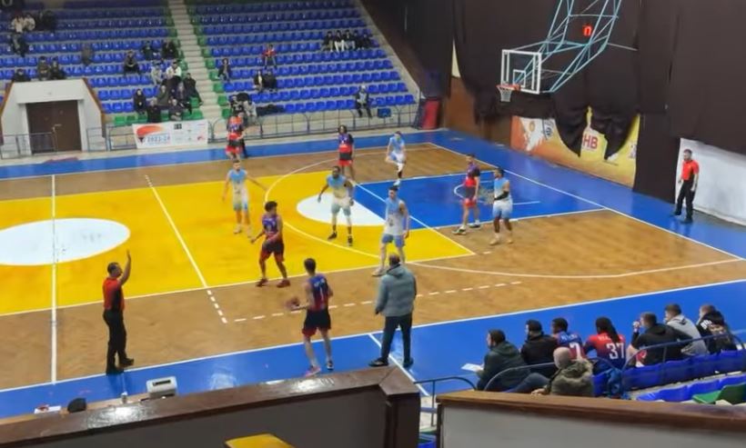 Basketboll meshkuj/ Teuta fiton ndaj Vllaznisë