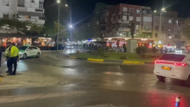 Protesta e opozitës/ Hapet qarkullimi në 2 rrugë, nis lëvizja e mjeteve