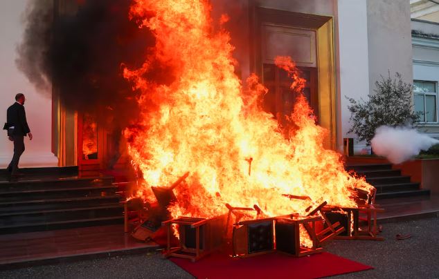 Dogjën karriget e Kuvendit, SPAK vendos për deputetët e Partisë Demokratike