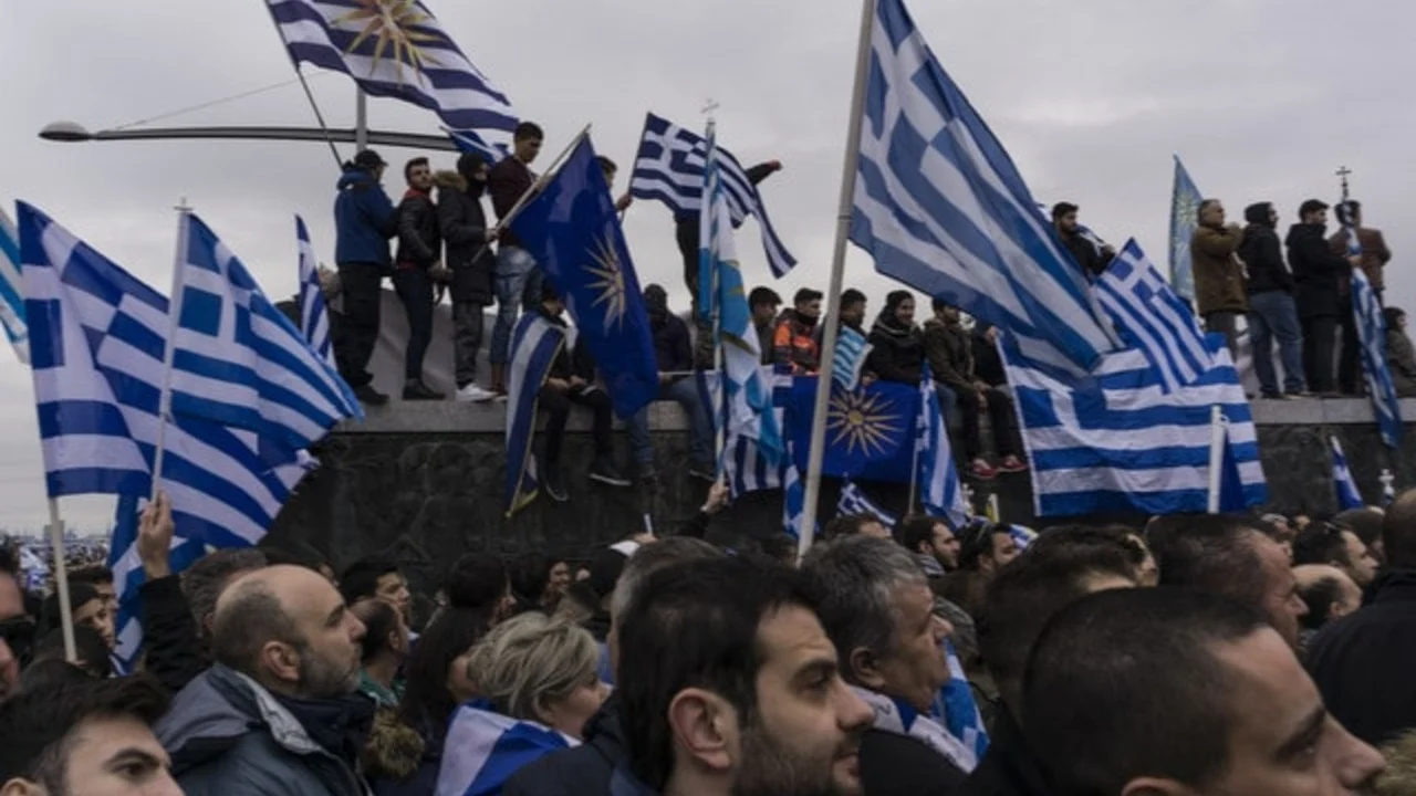 “Paralizohet” Greqia! Sindikata e punonjësve në grevë, qeveria merr masat