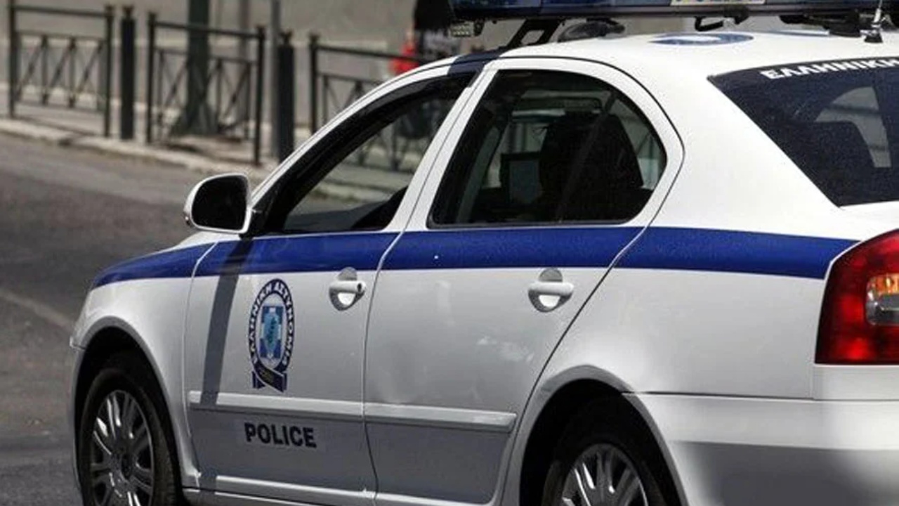 Arrestohet shqiptari në Greqi që vidhte të moshuarit përmes mashtrimit