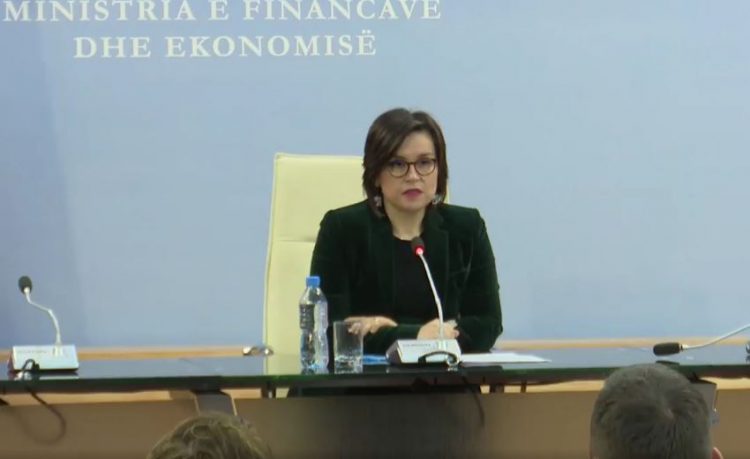 Shkarkohet nga detyra zëvendësministrja e Financave